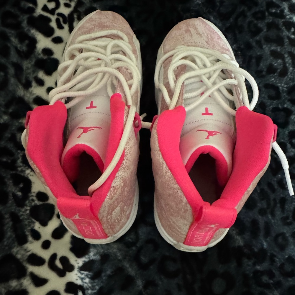 Kids Pink Athletic Shoes JORDAN 12 RETRO GS 'ARCTIC PINK' Size: 6Y